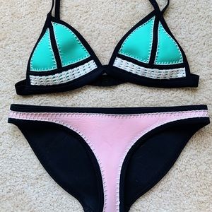 Triangl Bikini Set